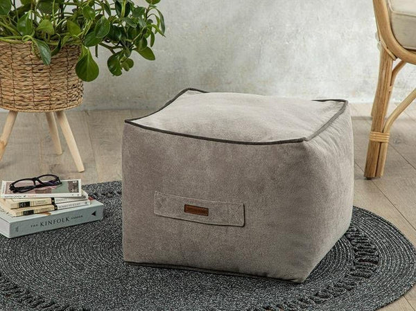 English Home Ottoman Pouffe, Comfortable Cube Foot Stool, Soft Velvet Bean Bag, Home Decor Footstool Extra Seating for Living Room, Bedroom, Casha, 45 x 45 cm, Grey